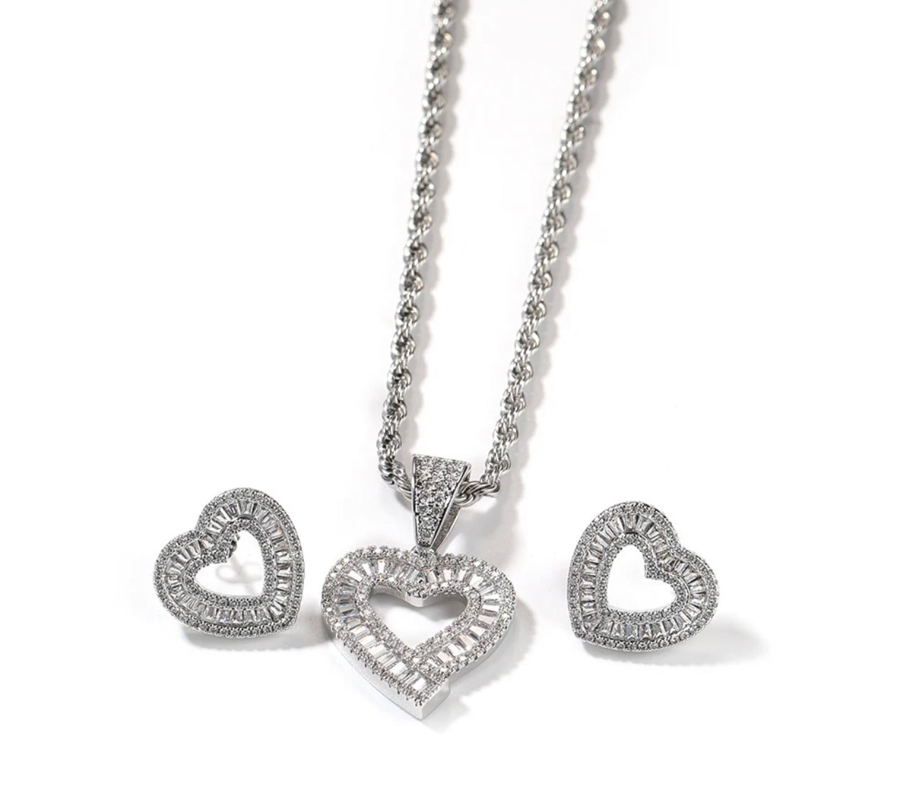 MATCHY-MATCHY- 3.3 cm Heart pendant & earrings set