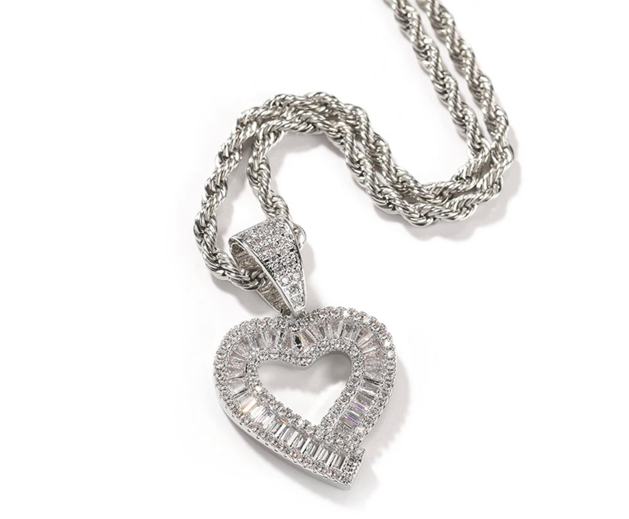 MATCHY-MATCHY- 3.3 cm Heart pendant & earrings set