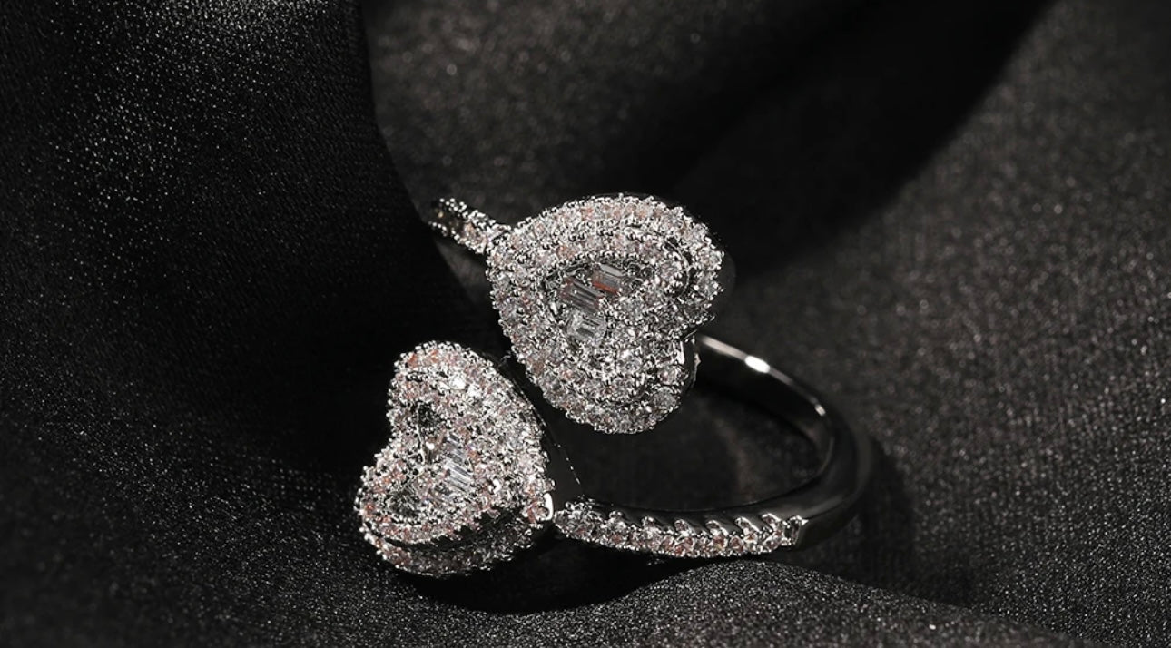 HEART EYEYS- 10 mm Double heart, adjustable ring