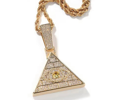 PYRAMID- 4.7 cm pyramid pendant