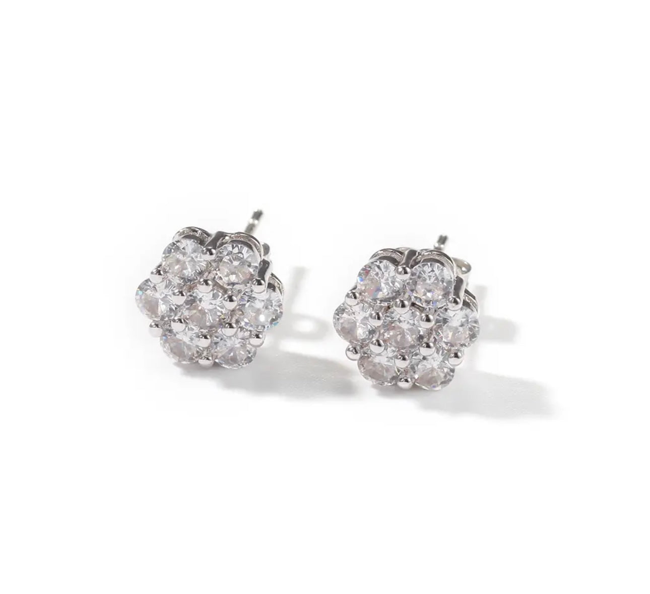 FLOWER STUD - 925 Sterling silver VVS Moissanite stud earrings