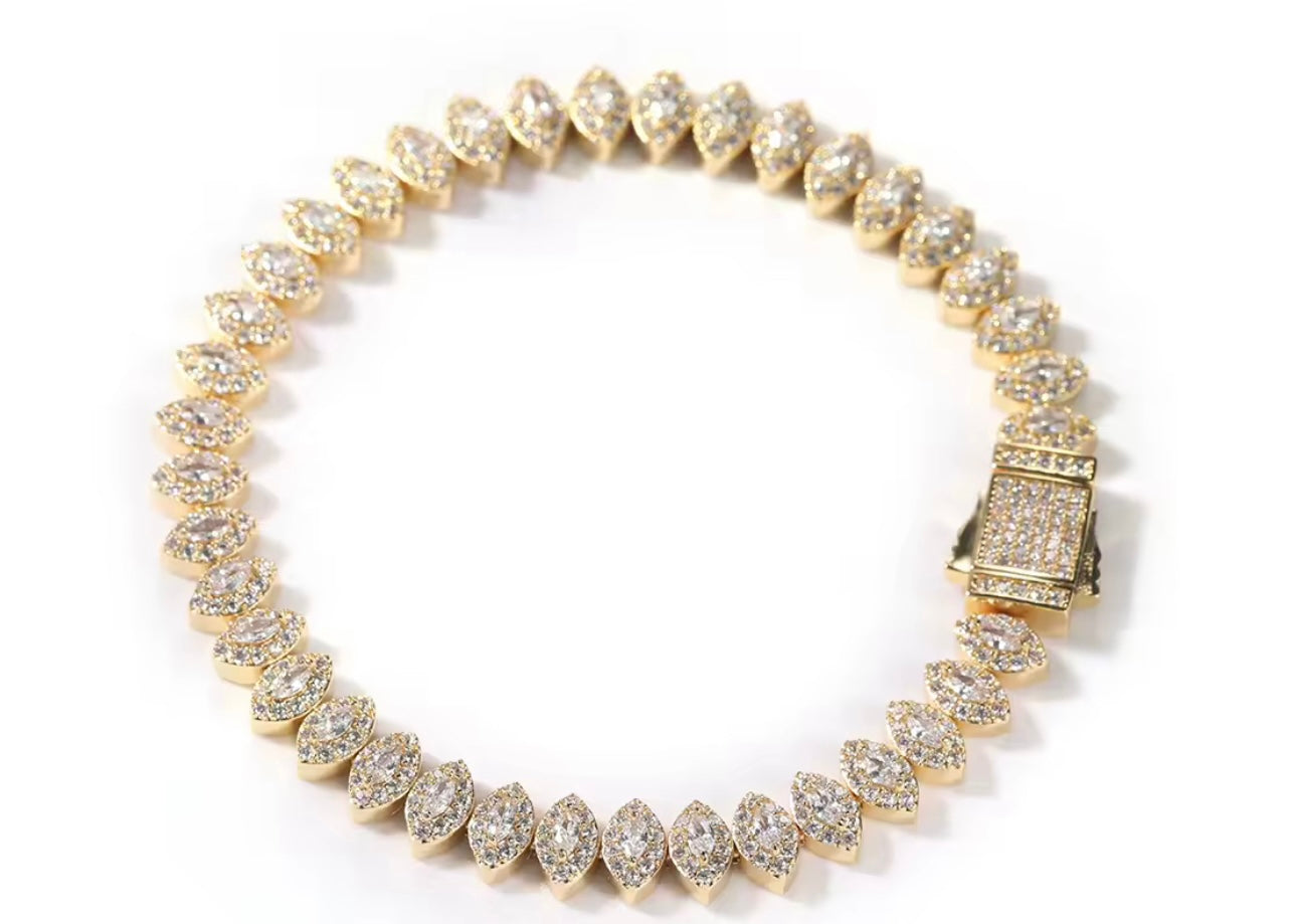 TEAR DROP - 8 mm Tear drop tennis chain