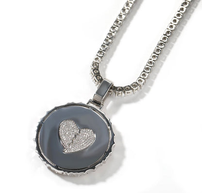 THORN- 5.6 cm Baguette disc pendant