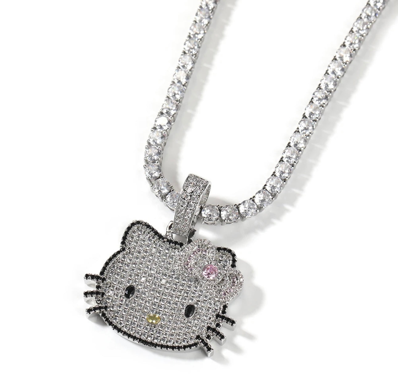 MINI ICY KITTY- 4.6 cm Mini Hello Kitty pendant