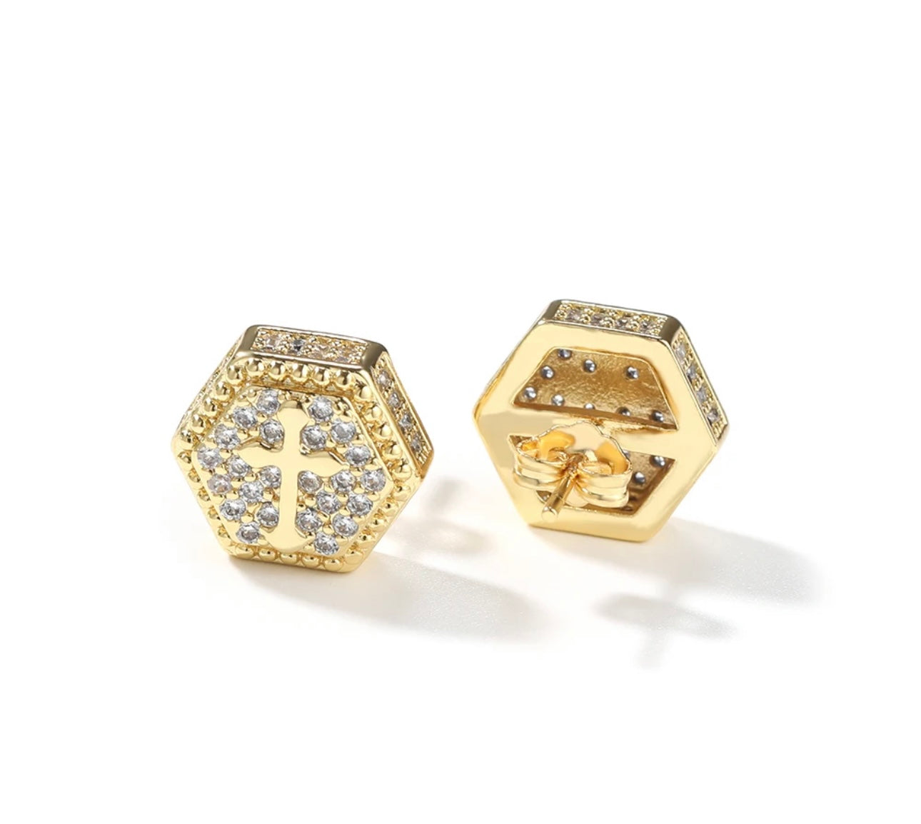 CRISS-CROSS- 12 mm hexagon shaped cross earrings