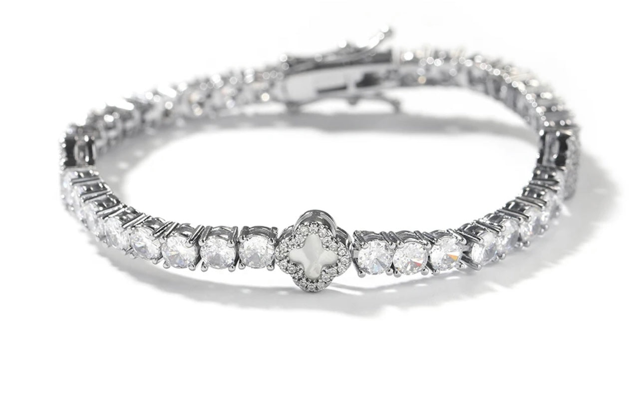 LUCKY- 4  mm Round stone clover tennis bracelet