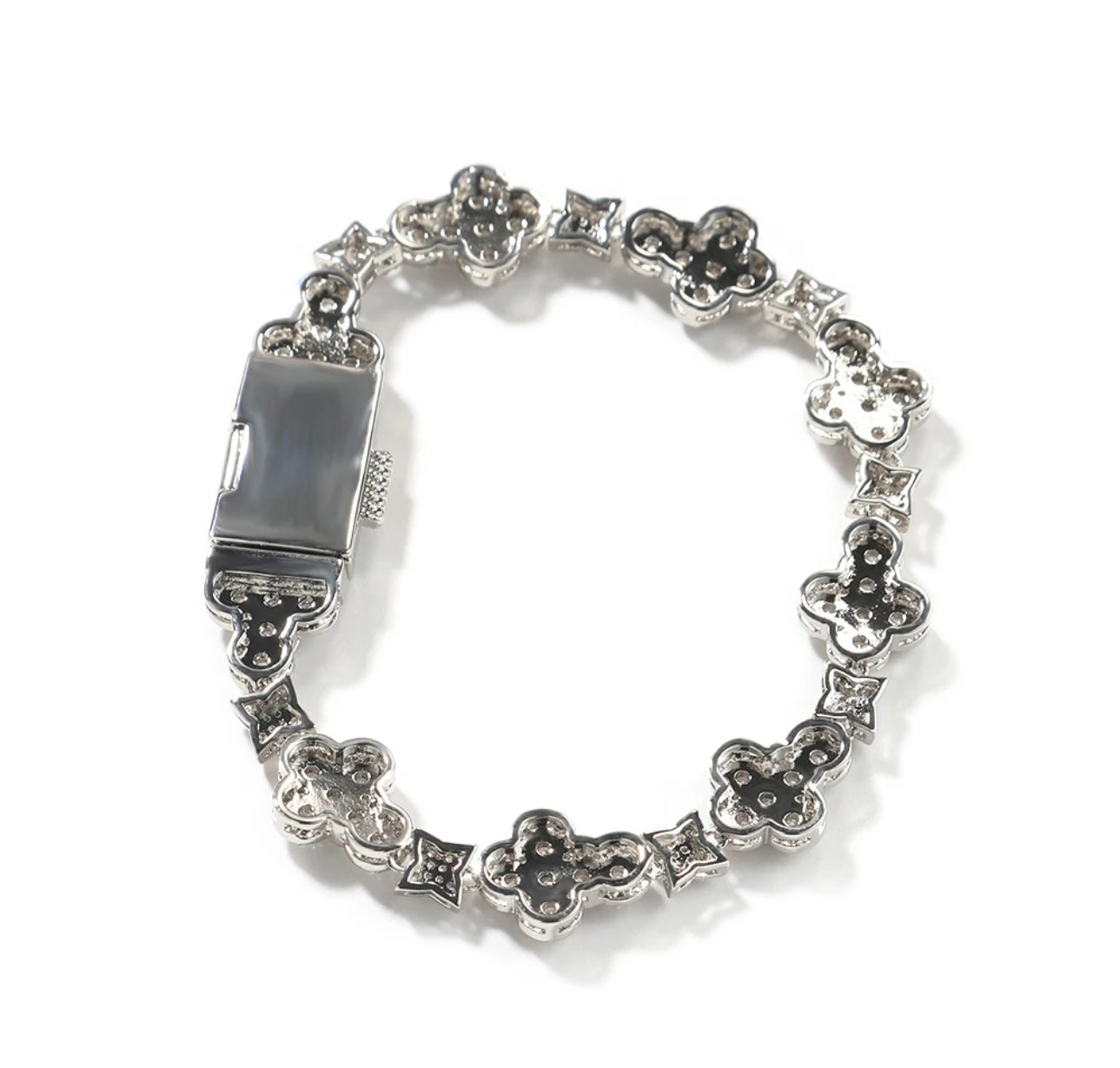 CROSS LINK - 10 mm cross link bracelet
