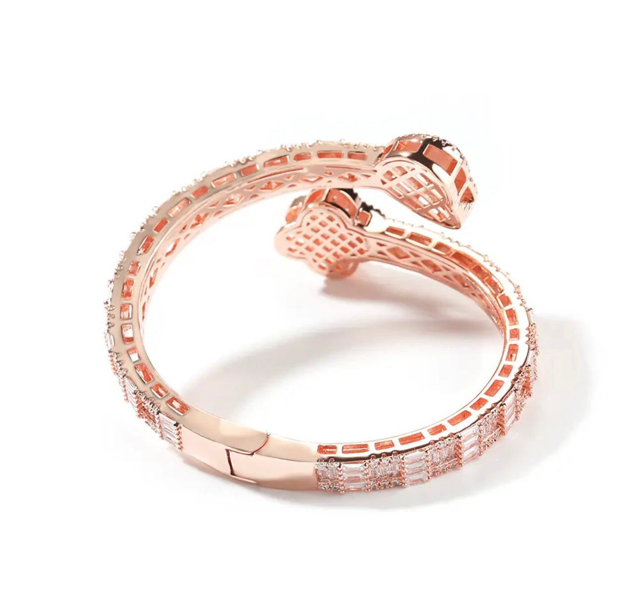HEART CLOVER - 6.6 mm Baguette style four leaf clover heart bracelet