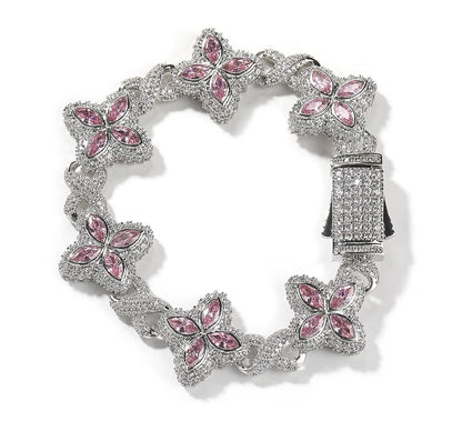 CLOVE- 19 mm Infinity link clover bracelet